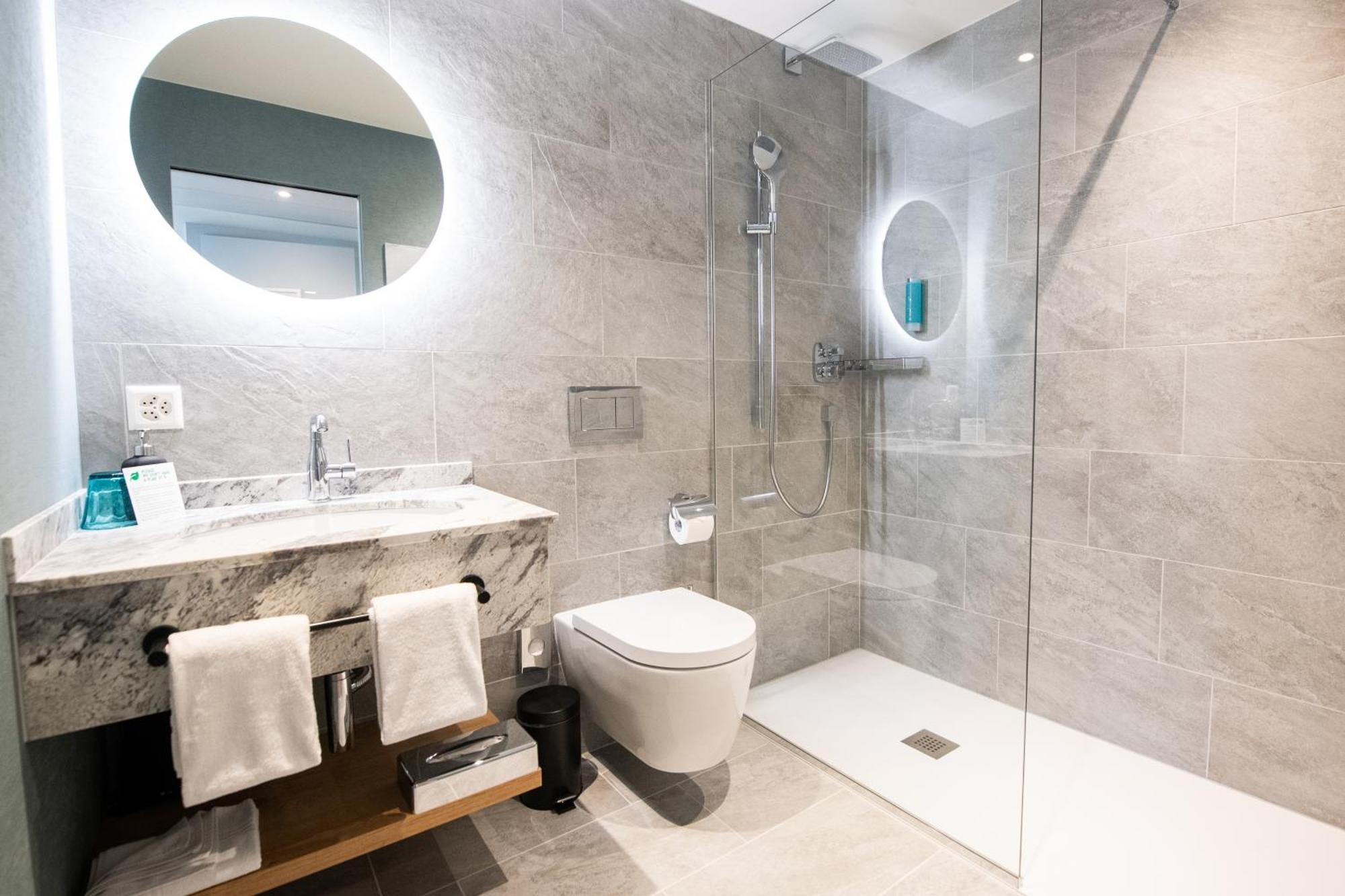 Ascona Lodge, Pool & Garden Retreat Ruang foto
